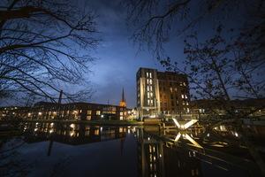 Defensie-eiland bij avond - Fotograaf Rene Koster